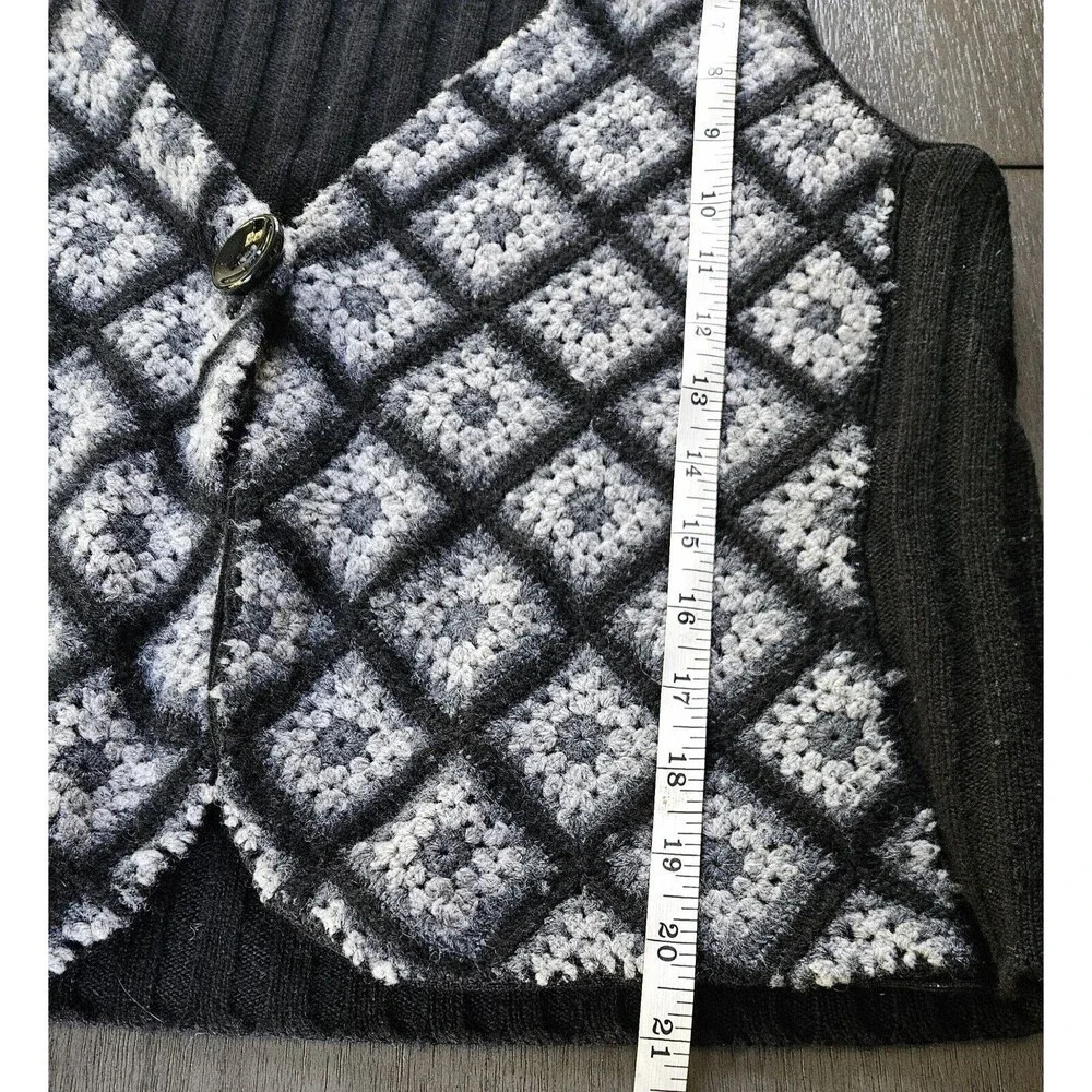 Large Black Gray Granny Square Merino Wool Sweater Vest Boho Hippie Festival - Picture 4 of 6